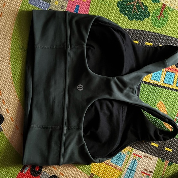 Lululemon Size 6 high neck , long line sports bra - Picture 2 of 2